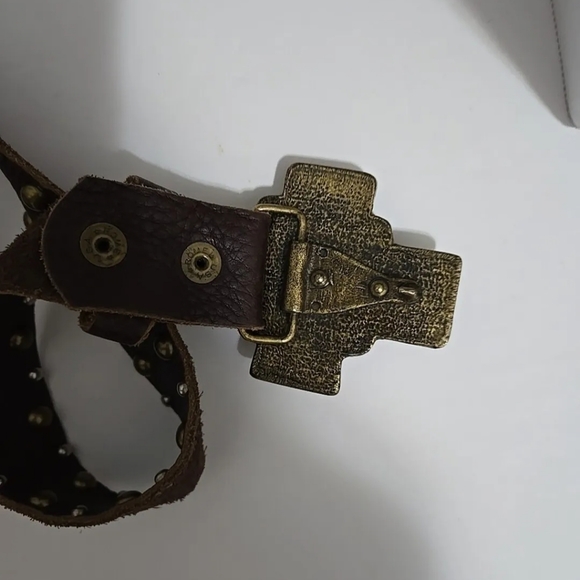 Leatherock Genuine Brown Leather Studded Cross Belt Size 34 - Picture 4 of 4